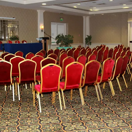Isle Hotel, Dublin קלונדלקין