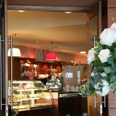 Hotel Isle Hotel, Dublin