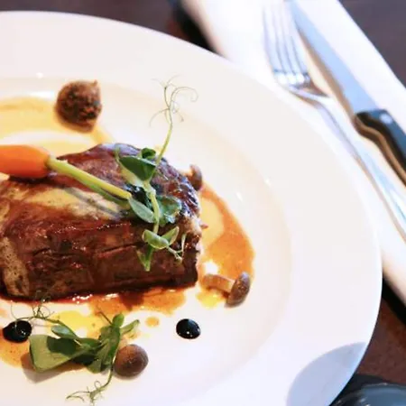 Isle Hotel, Dublin 4*