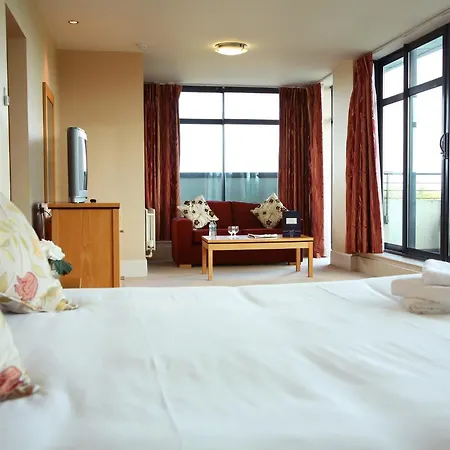 酒店 Isle Hotel, Dublin 4*