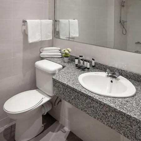 Isle Hotel, Dublin