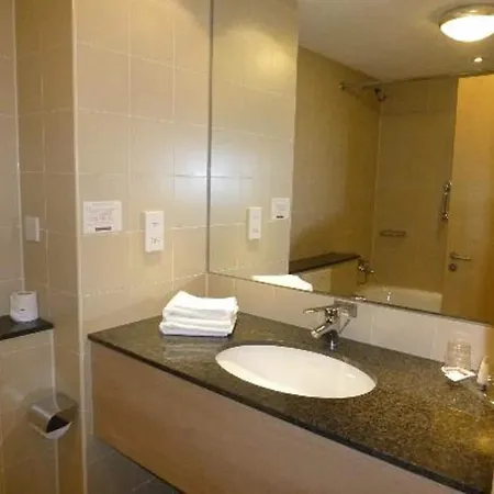 Hotel Isle Hotel, Dublin 4*