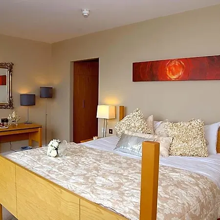 Isle Hotel, Dublin 4* 克劳道金