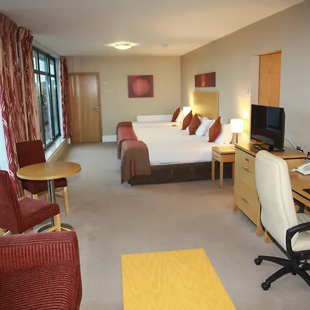 Isle Hotel, Dublin 4*