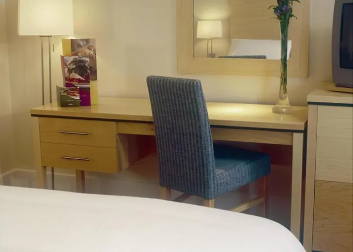 Isle Hotel, Dublin Hotel 4*