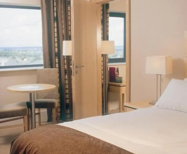 Hotel Isle Hotel, Dublin 4*